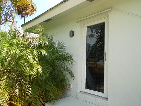 French doors, Lake View