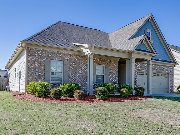 3rd image of 4576 Sweetwater Dr