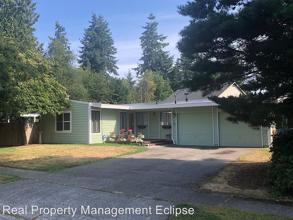1st image of 5726 183rd St SW