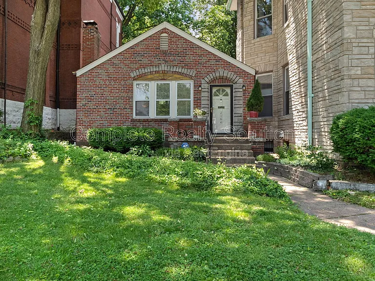 2164 Lafayette Ave — Photo 1