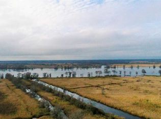 Olde Canal Loop, Pawleys Island, SC 29585