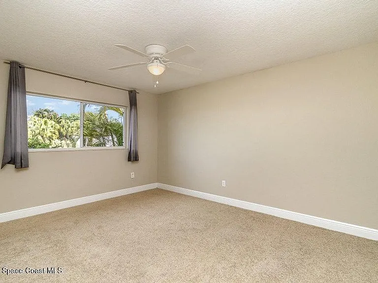 239 Glenwood Ave — Photo 18