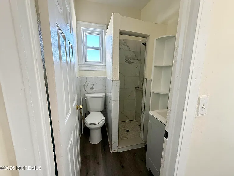 37 2nd Ave #5 — Photo 8