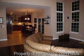 4th image of 419 Chadwyck Dr