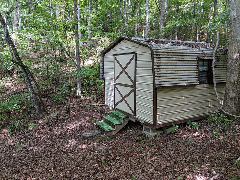 2nd image of 211 Platinum Rd Lot H3