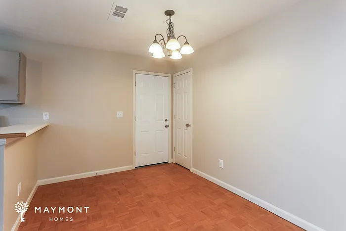 151 Marians Way — Photo 6