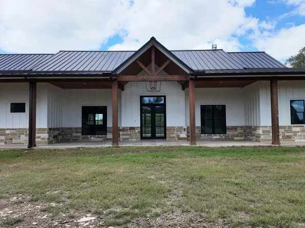 1850 County Road 204, Liberty Hill, TX 78642