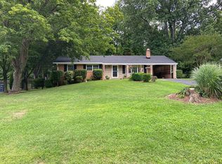 6718 Catskill Rd, Lorton, VA 22079