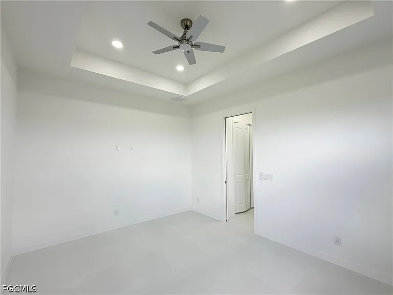 4229 NW 32nd St — Photo 36