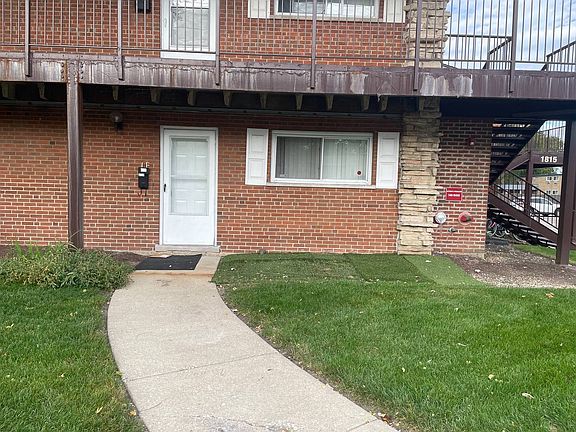 2nd image of 1480 S Busse Rd APT 1F