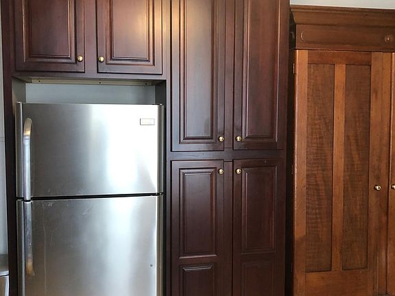 5th image of 1533 Green St #1W