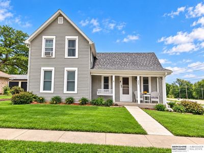 303 S East St, Weeping Water, NE, 68463