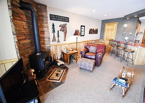 401 W La Bonte St Photo 1