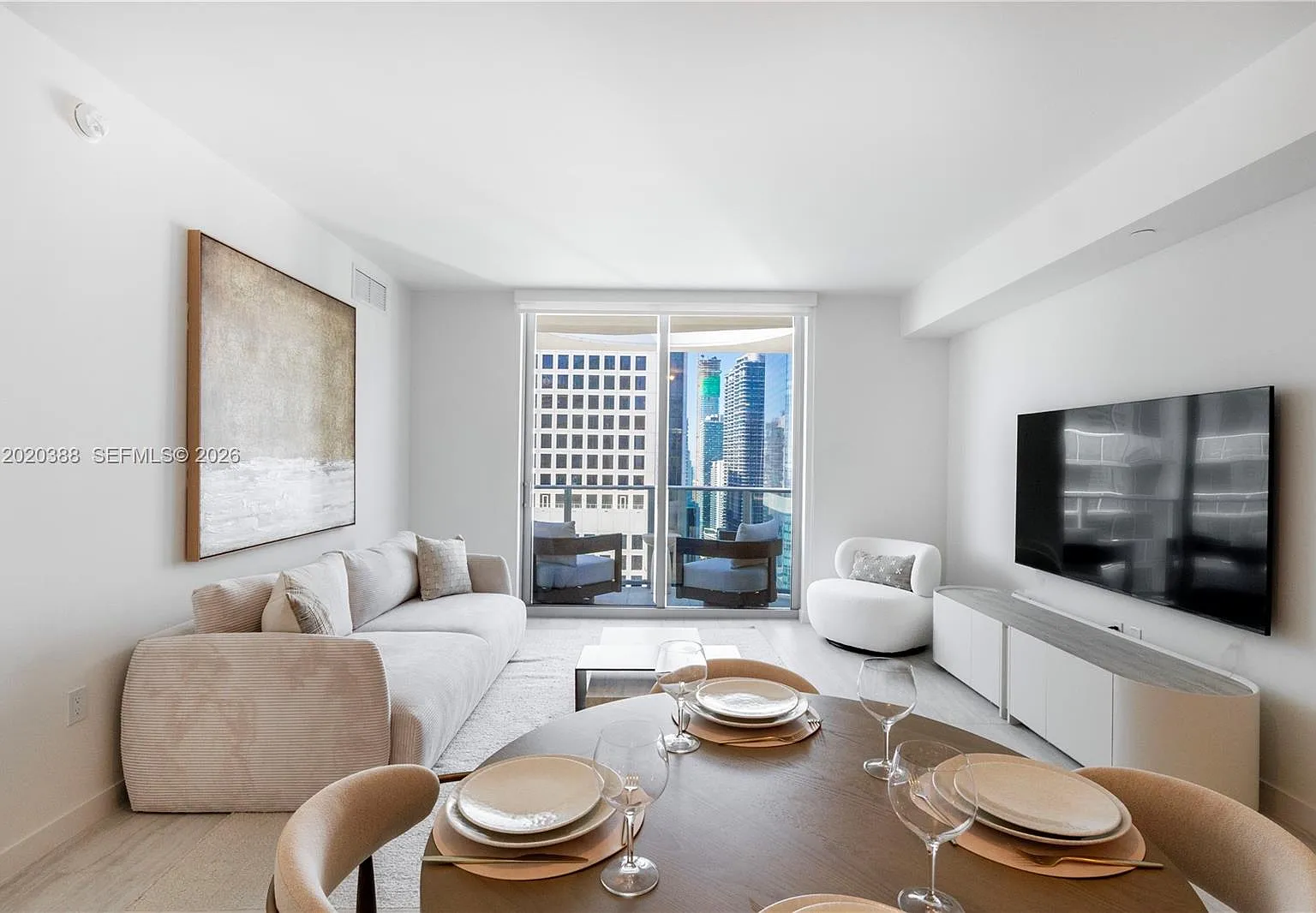 Viceroy Residences — Photo 1