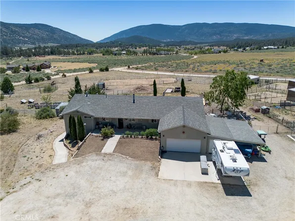 10960 Steinhoff Rd, Frazier Park, CA 93225