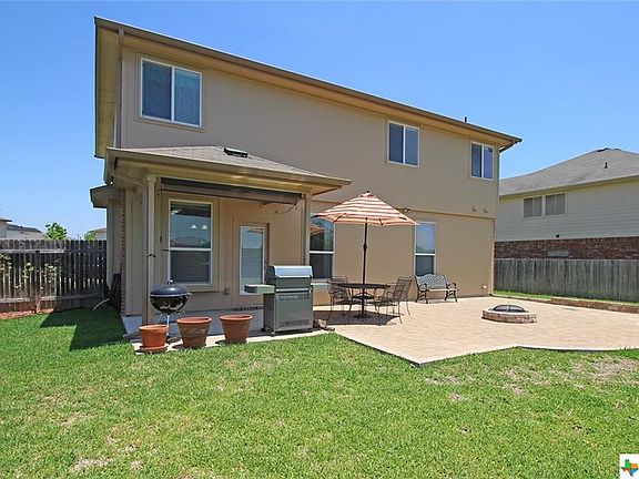 3rd image of 2109 Lindsey Dr