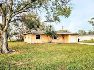 901 44th Ave NE, Saint Petersburg, FL 33703