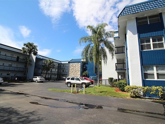 4th image of 3200 Holiday Springs Boulevard #303