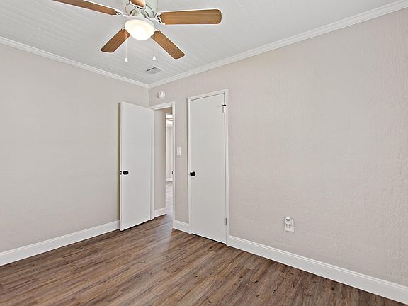 5th image of 650 E Tangerine Ave