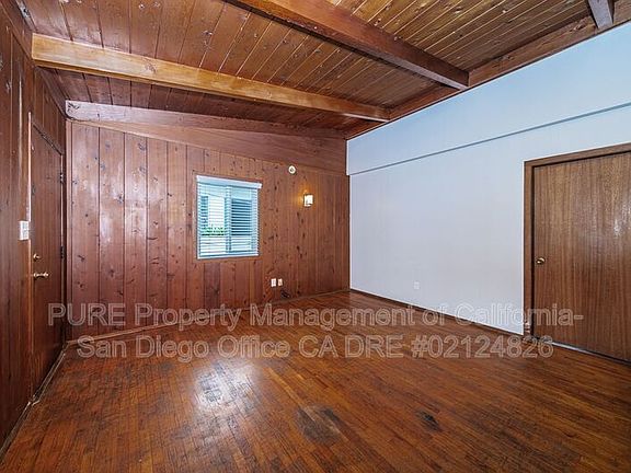 5th image of 1051 Grand Ave