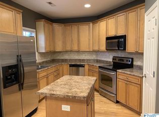 1713 Rushing Wood Dr NW, Madison, AL 35757