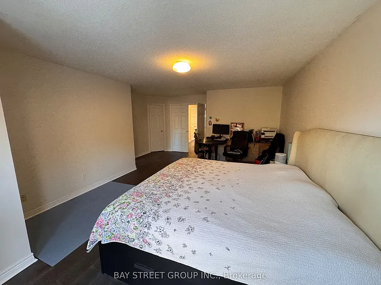 2118 Erin Gate Blvd — Photo 10