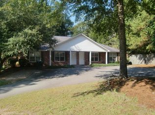 100 Hillside Ct #A, Dublin, GA 31021