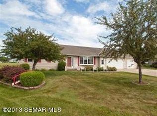 28 Garden Ct, Lake City, MN 55041