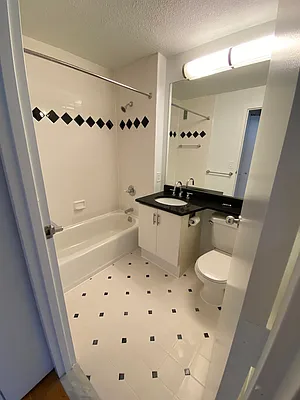 Rented by Bozzuto Management | media 27