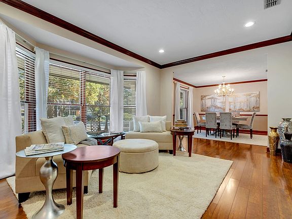 4th image of 6320 Loma Farm Ct