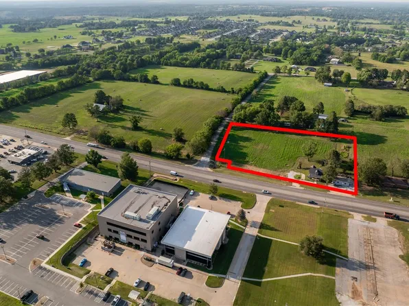 218/232 W Henri De Tonti Blvd, Springdale, AR 72762