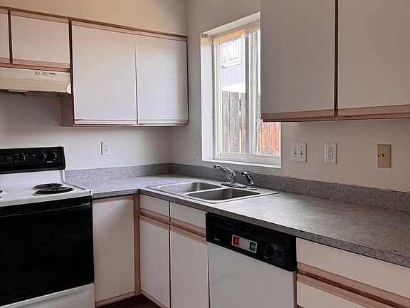 5th image of 1107 Browne Ave APT 1