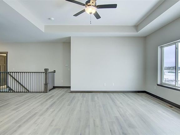 3rd image of 2540 Mercury Avenue Lot 35