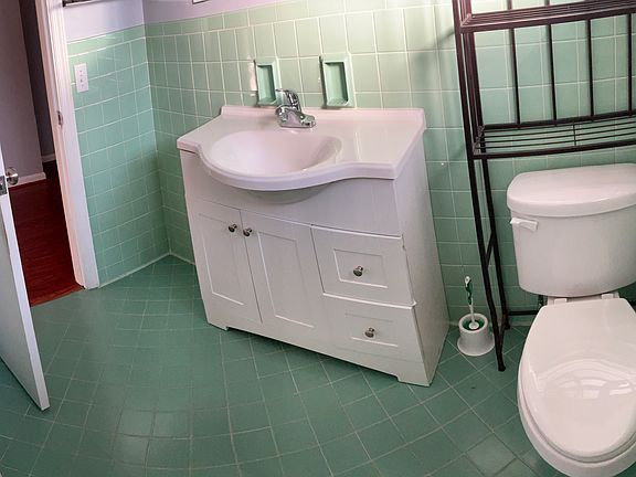 5th image of 7501 Towerview Ln #3