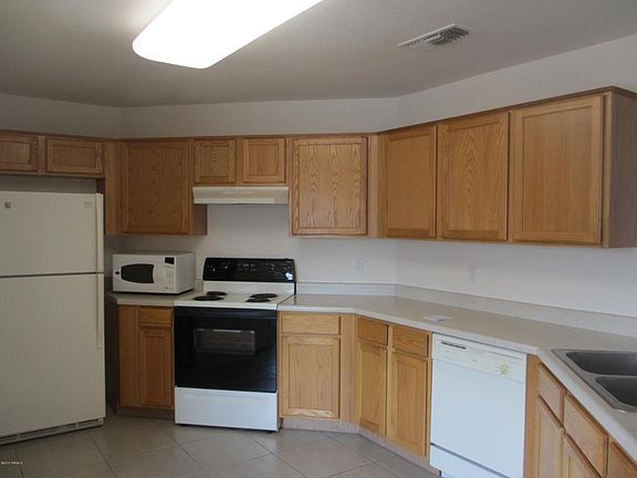 2nd image of 1642 W Scots Pine St