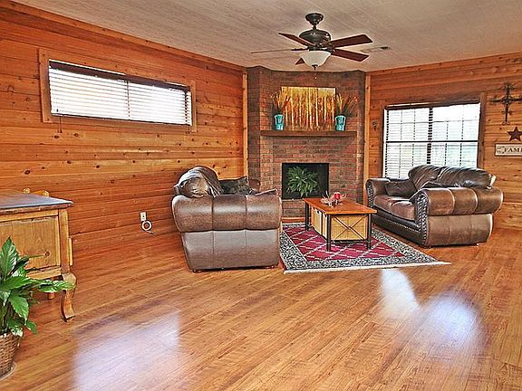 3rd image of 1608 Avenue E