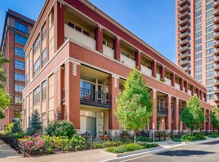 324 N Jefferson St APT 203, Chicago, IL 60661