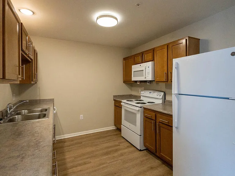 Columbus Renaissance Housing I — Photo 18