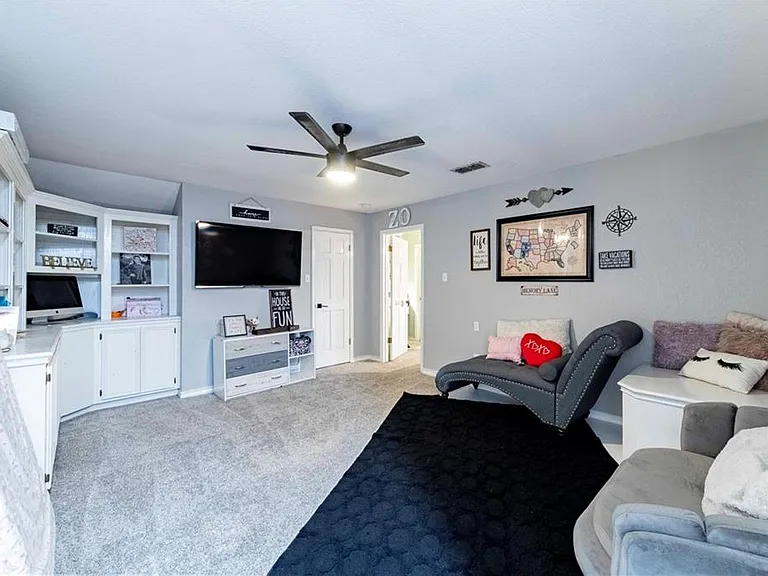 4517 River Park Dr — Photo 36