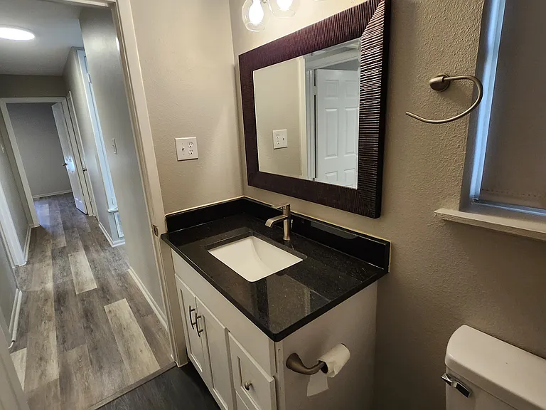 6306 Erskine Dr — Photo 7