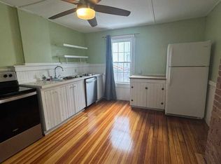 23 High St #23, Easthampton, MA 01027