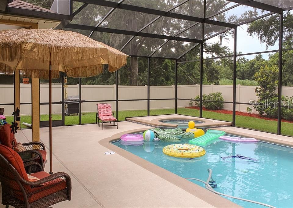 1st image of 9767 Pepper Tree Pl