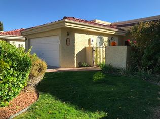 599 Eastlake Dr SE, Rio Rancho, NM 87124