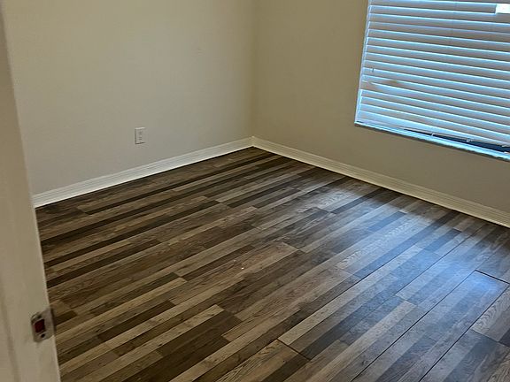 5th image of 4407 SW 7th Pl APT 3