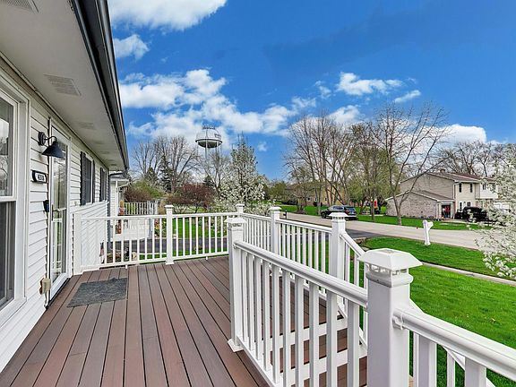 2nd image of 4318 Sioux Ln