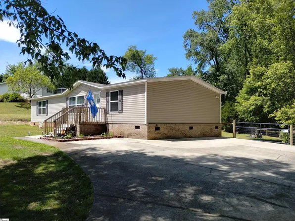 220 Lions Park Rd, Marietta, SC 29661