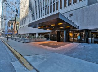 200 E Delaware Pl APT 19B, Chicago, IL 60611