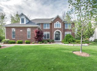 411 Scenic Dr, Midland, MI 48642