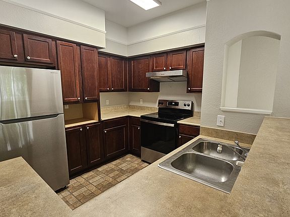 4th image of 2801 Chancellorsville Dr APT 1306