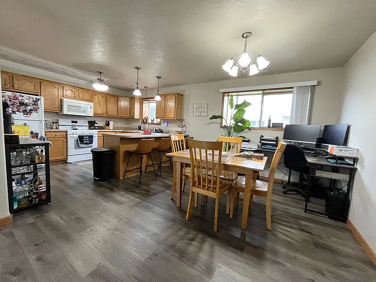 8204 S Hughes Ave #2 — Photo 12